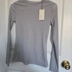 Women's Long Sleeve Crewneck.